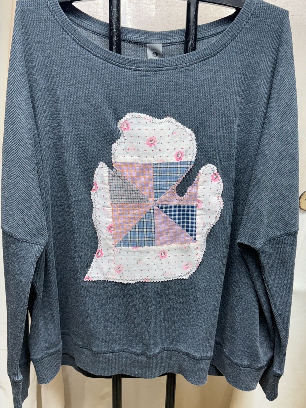 Ladies grey custom Michigan Patchwork Appliqué Long-Sleeve Top